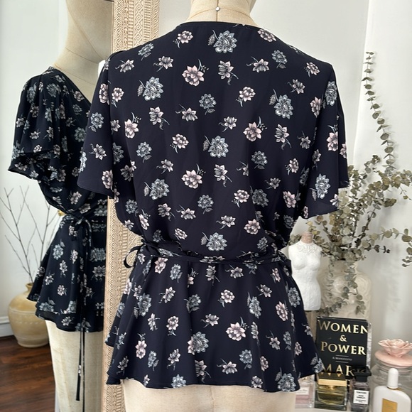 LOFT Blouse - Picture 5 of 6